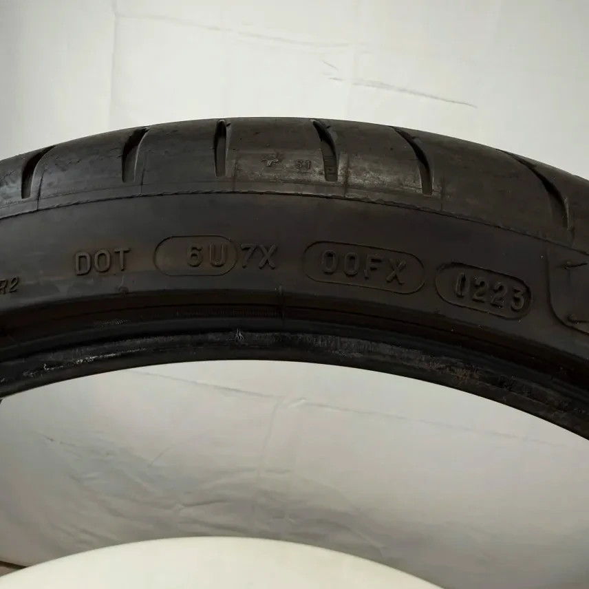 Used 235/35ZR20 Michelin Pilot Sport 4 S NO 92Y 7/32 (DOT 23)