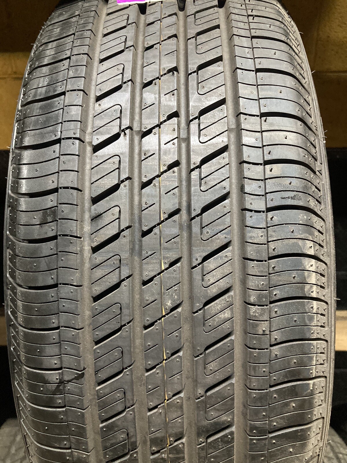 (1) NEW Nexen Aria AH7 All Season Tire 215/55R18 95T (DOT 3518) 215 55 18