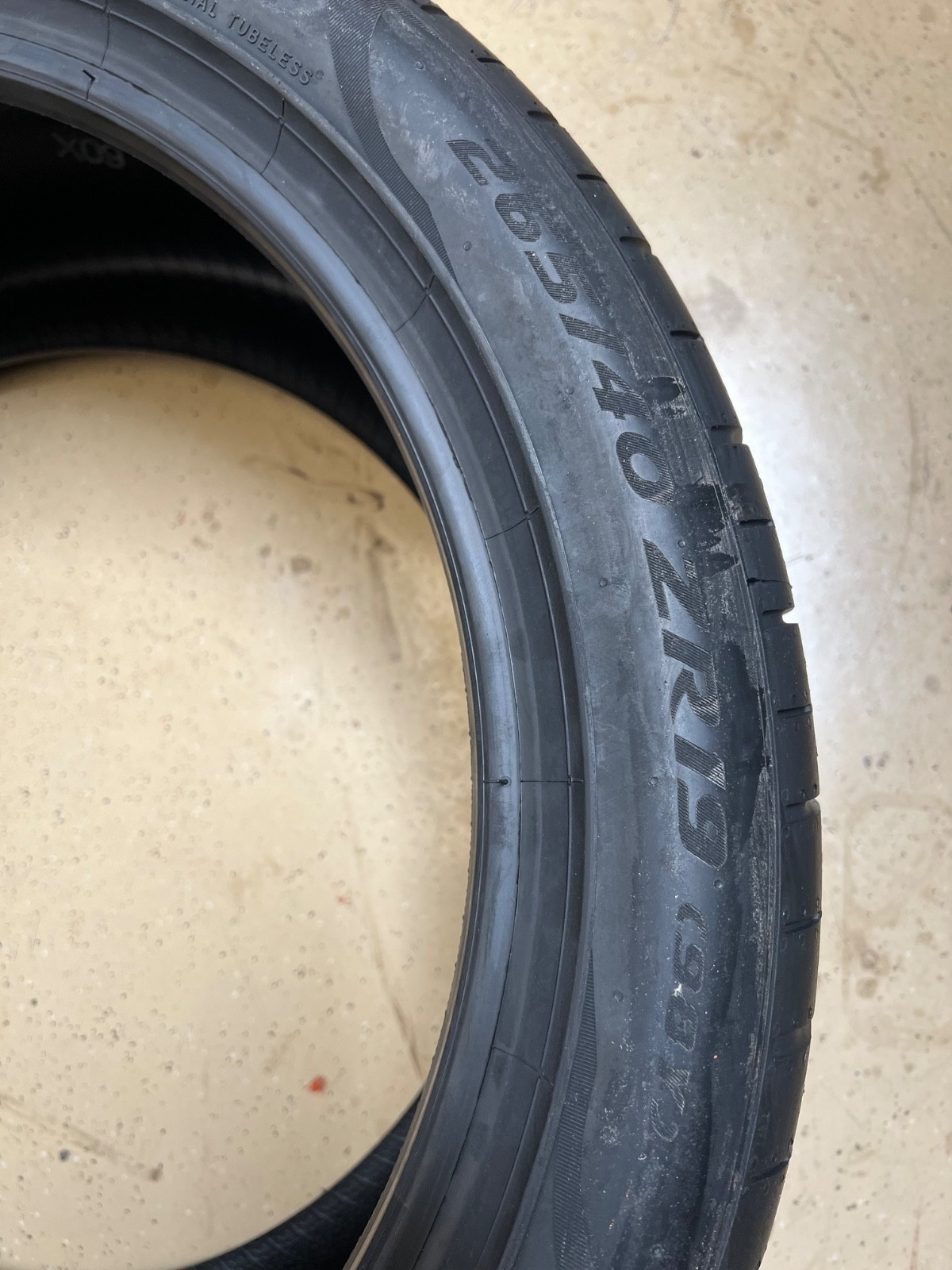 2 – NEW 265/40ZR19 (98Y) Pirelli P Zero PZ4 (N1) Porsche OEM – 3061