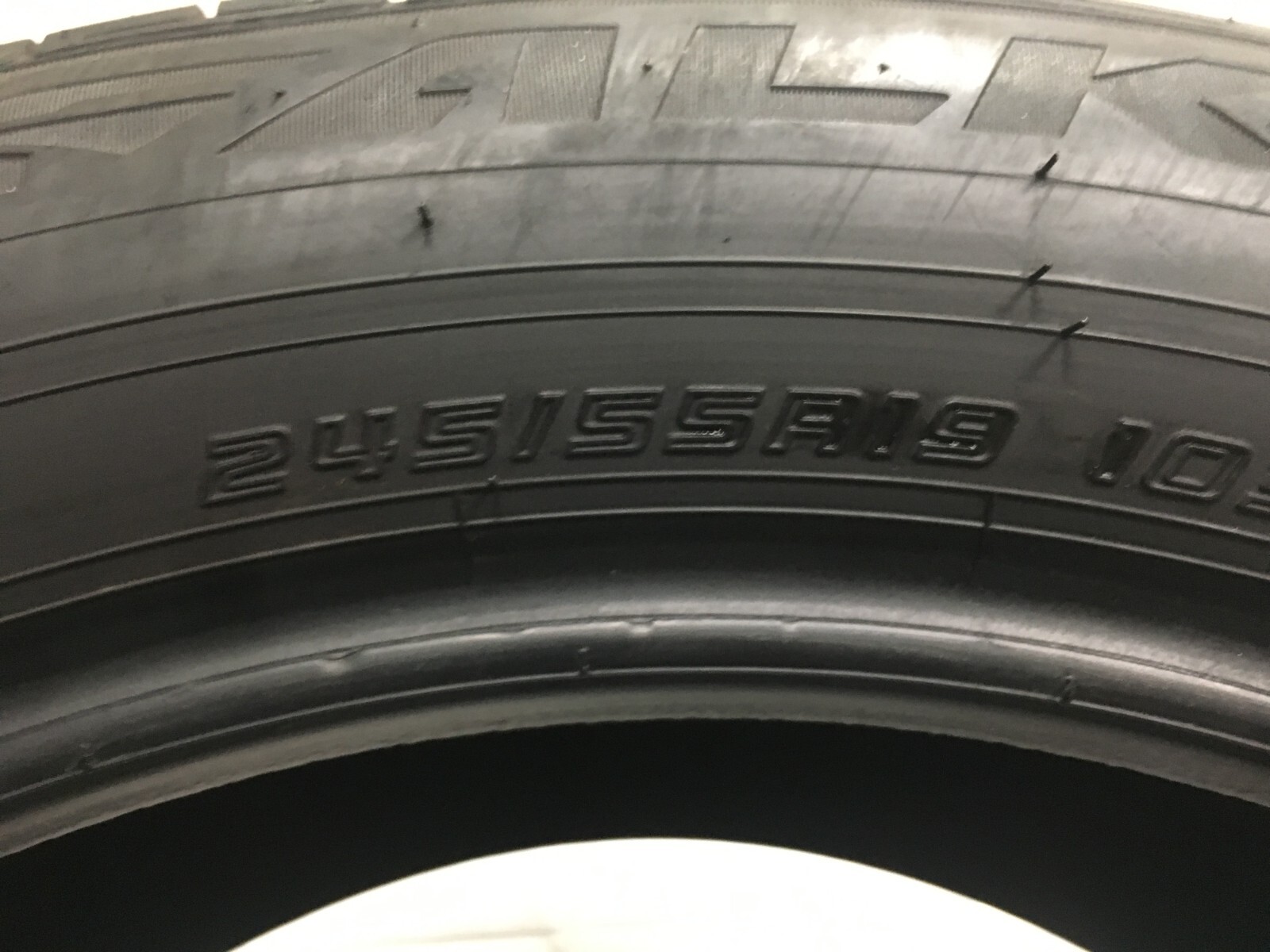 [1] Falken Pro G5 CSV P245/55R19 245 55 19 Tire 9.5-9.75/32