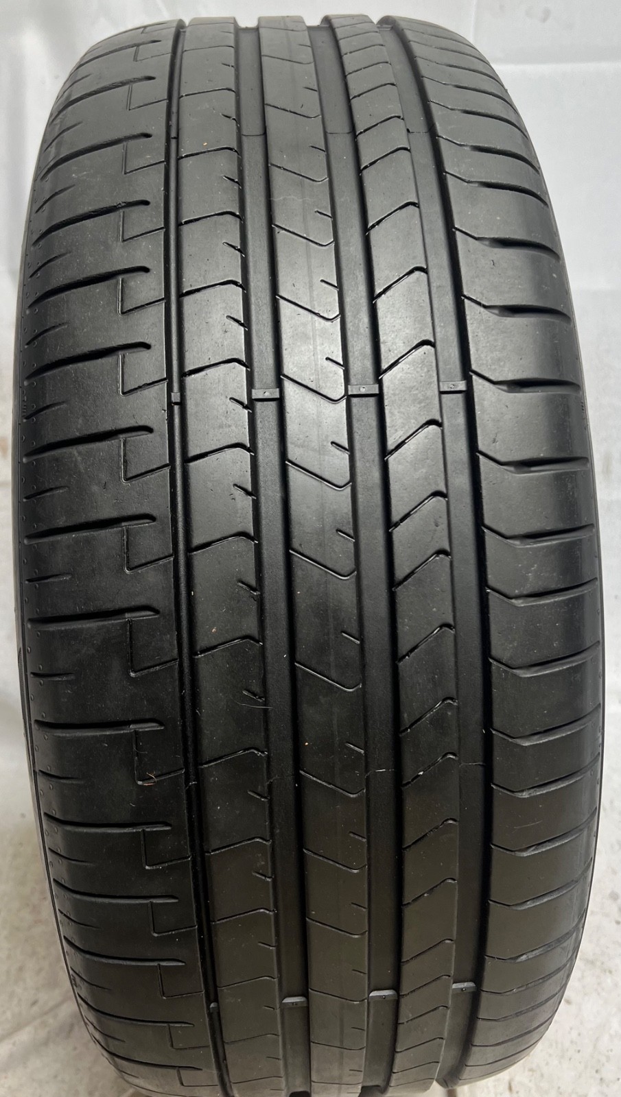 1 – NICE 245/45R19 XL (102Y) Pirelli P Zero PZ4 (* MO) BMW & Mercedes OEM – 6096