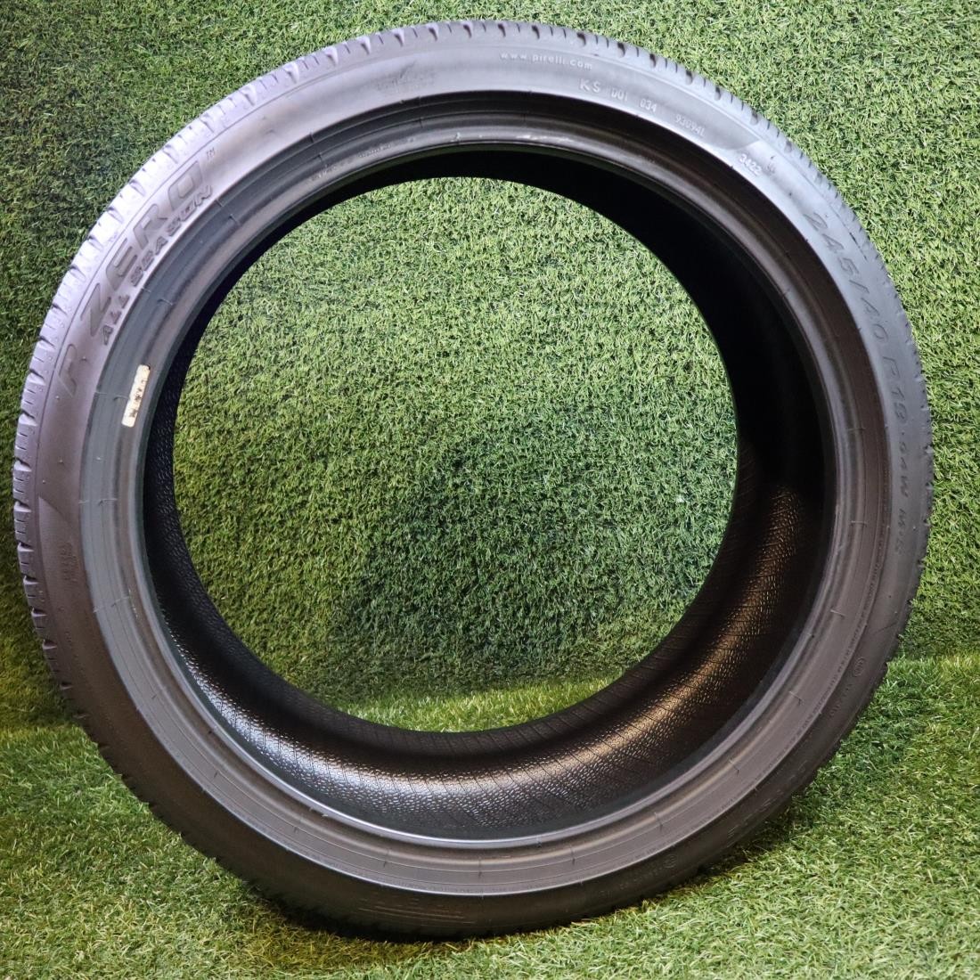 Pair 245 40 19 Pirelli PZero All Season with 70% Tread 6/32 94W #27679