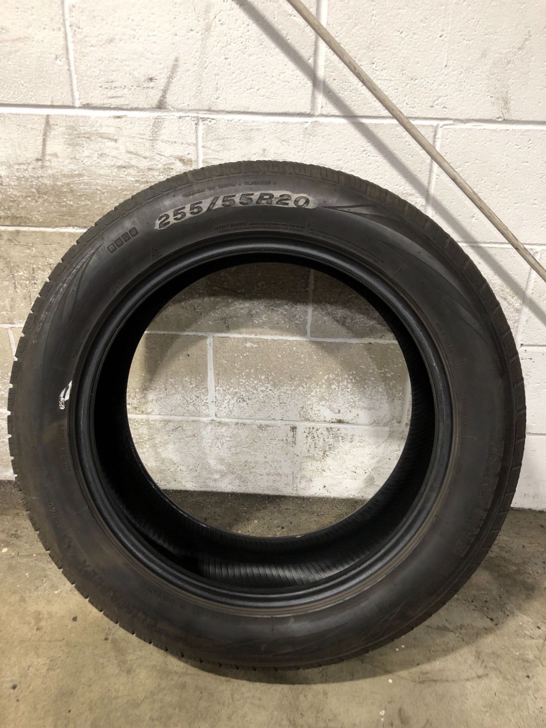 1x P255/55R20 Fortune Climaflex 4s FSR402 8/32 110 V Used Tire 2555520