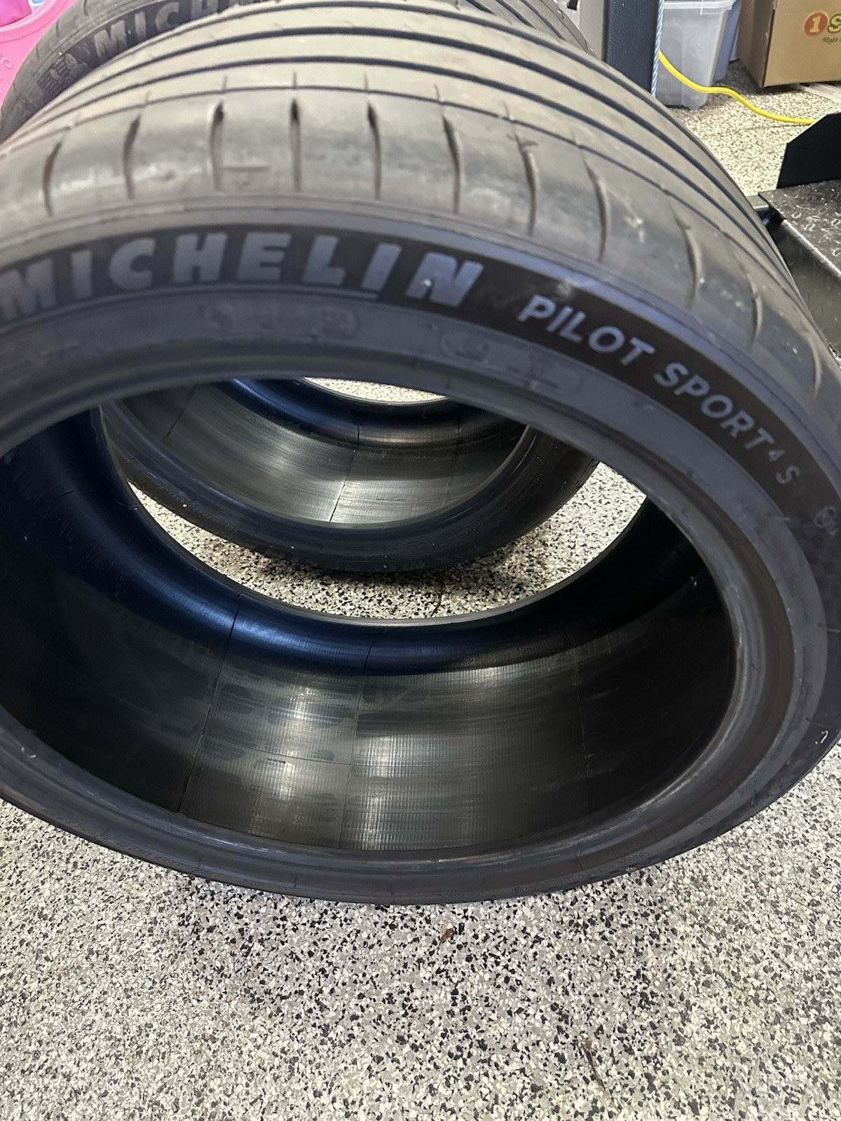 Michelin Pilot Sport 4S 295 35 RZ20 x 2 (pair)