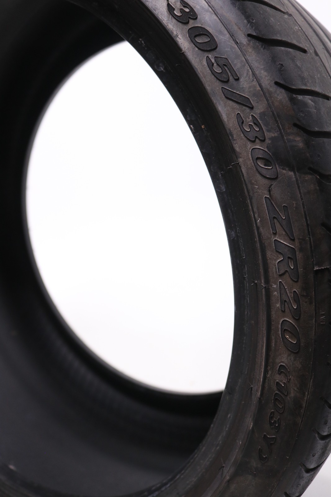 Set of 2 Used 305/30ZR20 Pirelli P Zero N1 – 103Y – 4.5/32 No Repairs