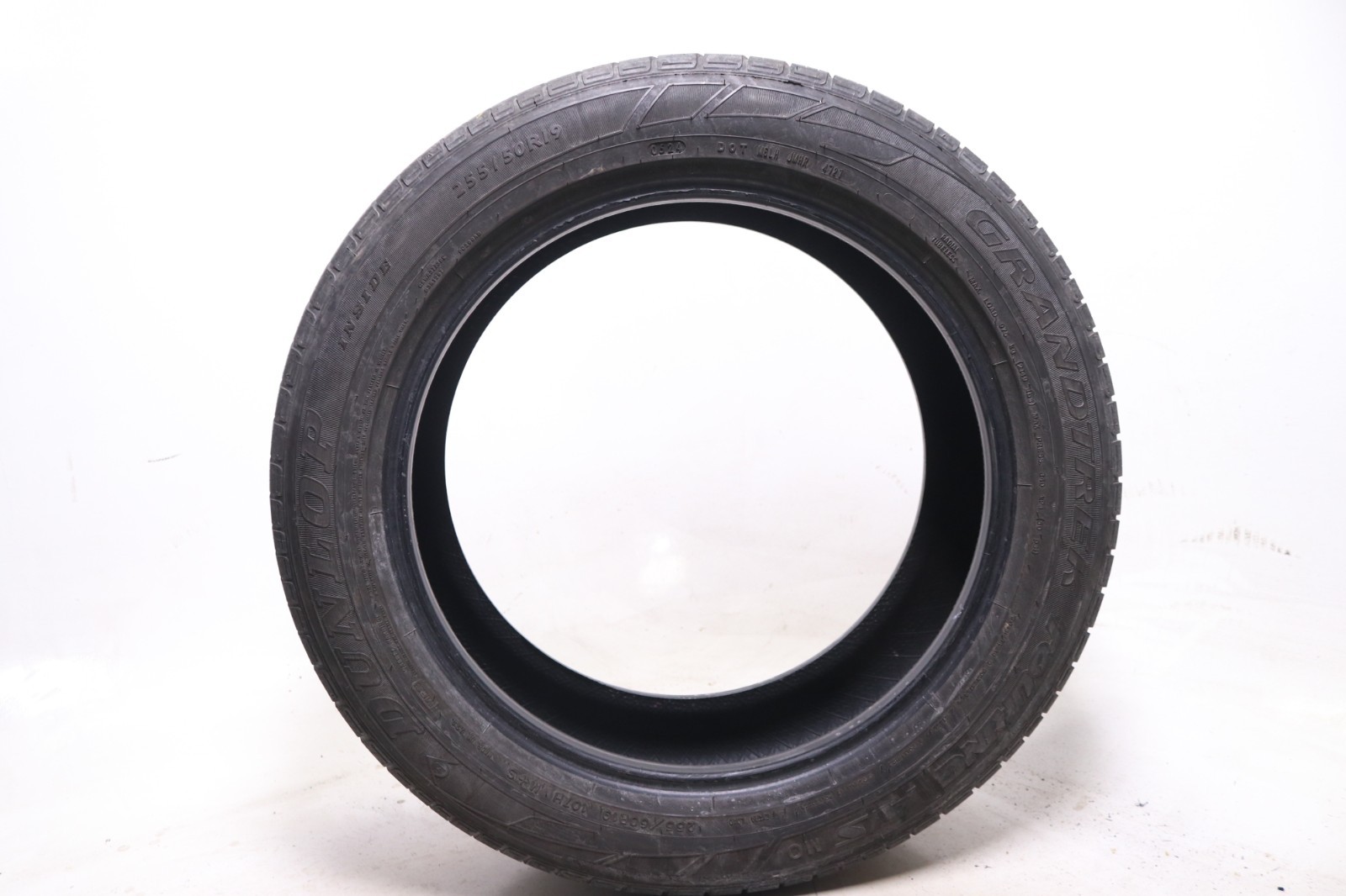 Set of 2 Used 255/50R19 Dunlop Grandtrek Touring A/S MO – 107H – 4.5-5.5/32