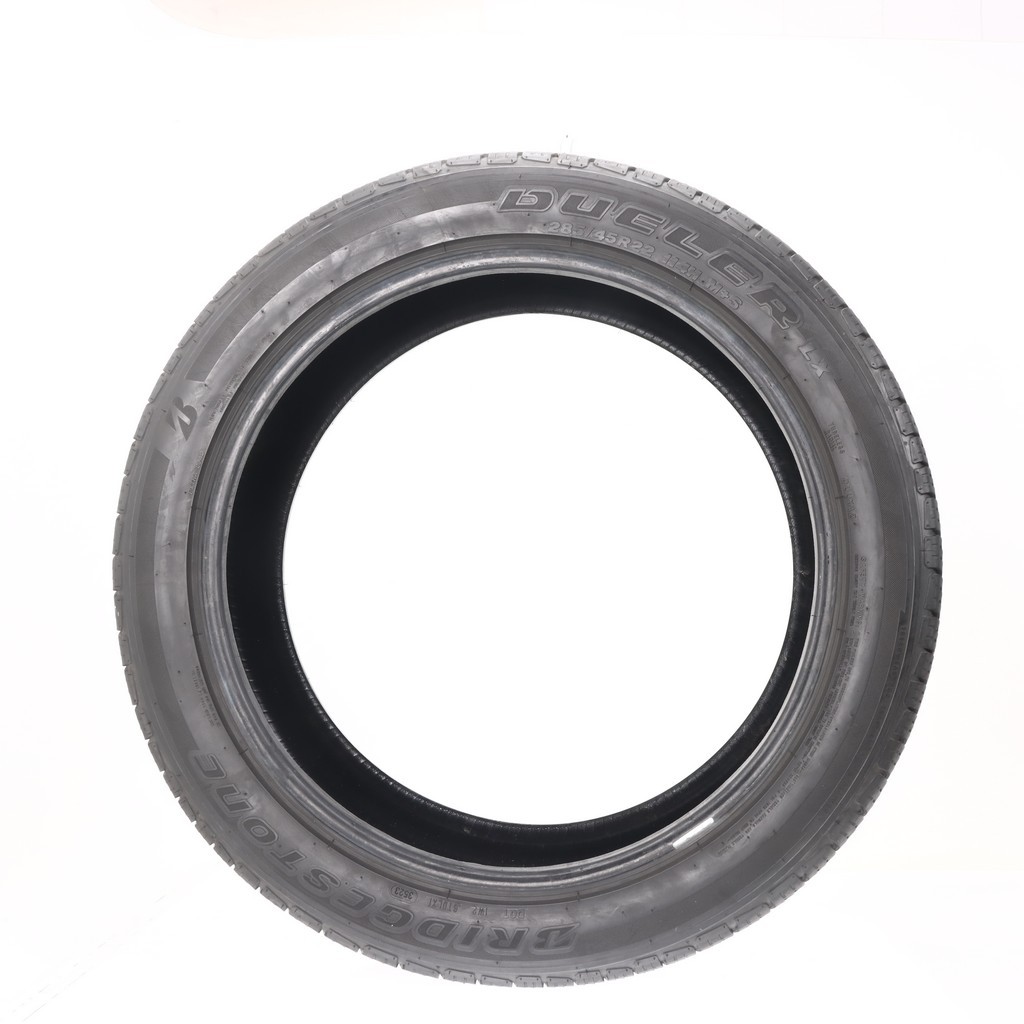 Used 285/45R22 Bridgestone Dueler LX 114H – 8.5/32
