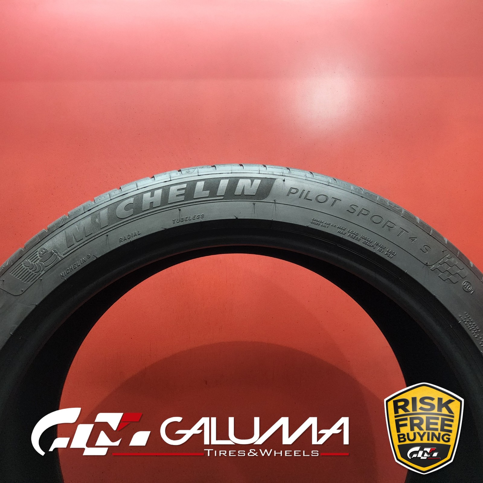 1 (One) Tire Michelin Pilot Sport 4S (MO1) XL 285/40ZR23 111Y No Repairs #94766