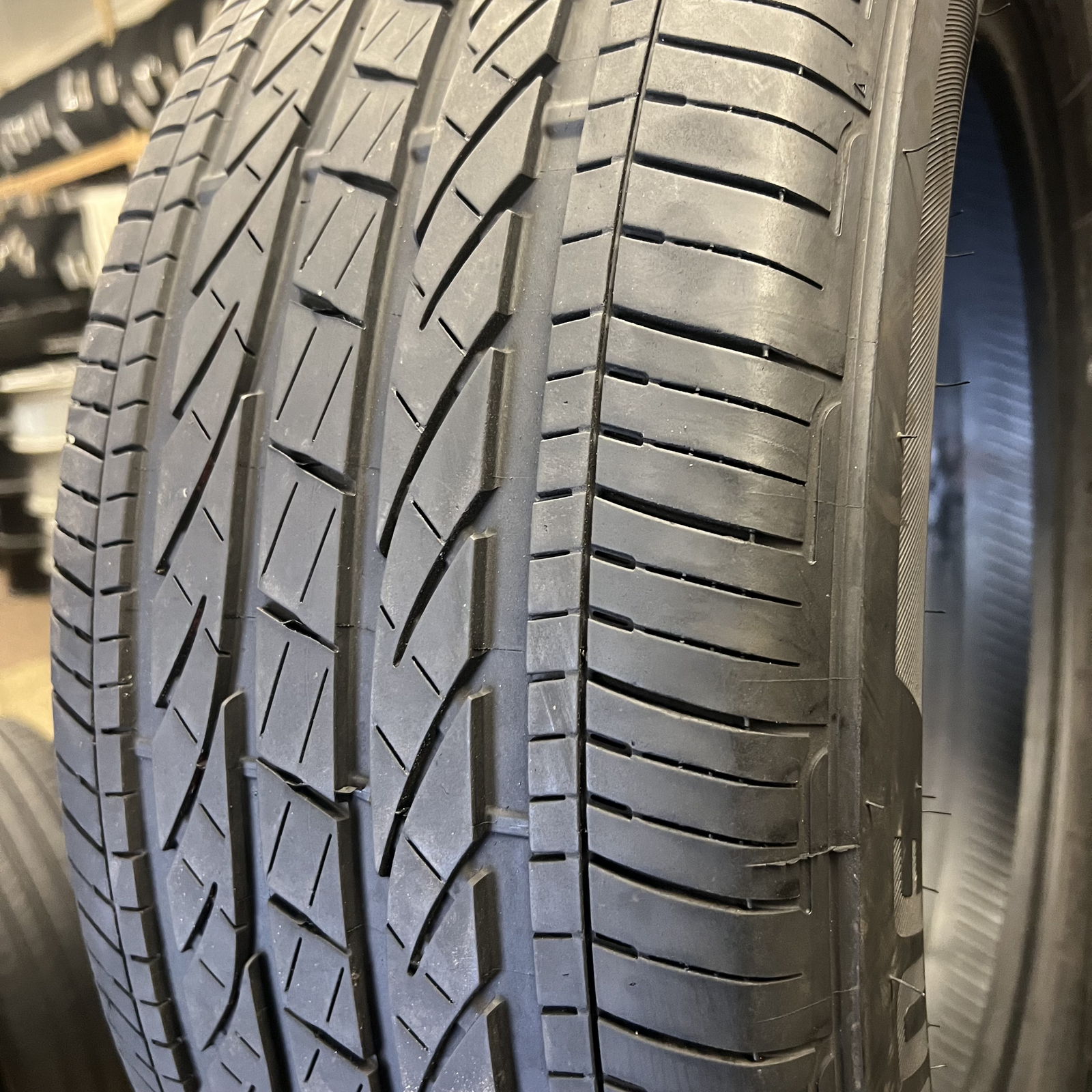 1 Tire Bridgestone Dueler H/P Sport AS RFT BMW 245/50R19 105H DOT.4923