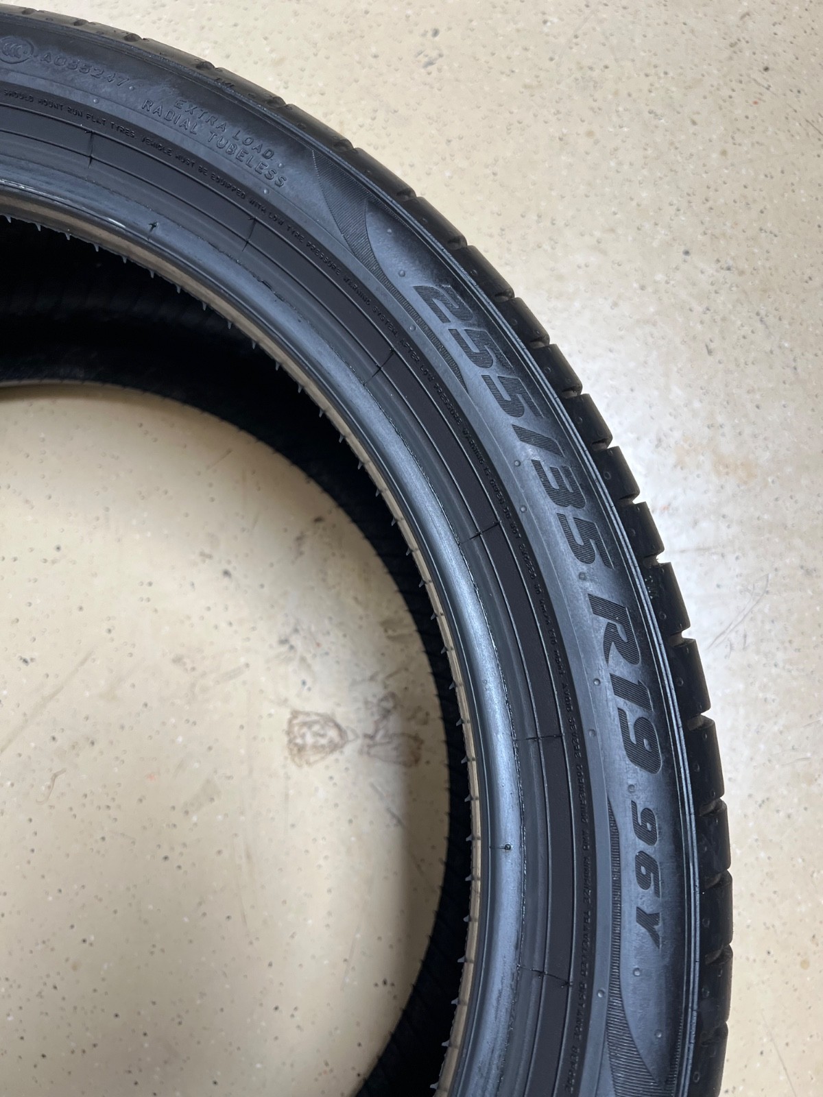 1 – NICE 255/35R19 XL (96Y) Pirelli P Zero PZ4 RSC (*) BMW OEM – 7119