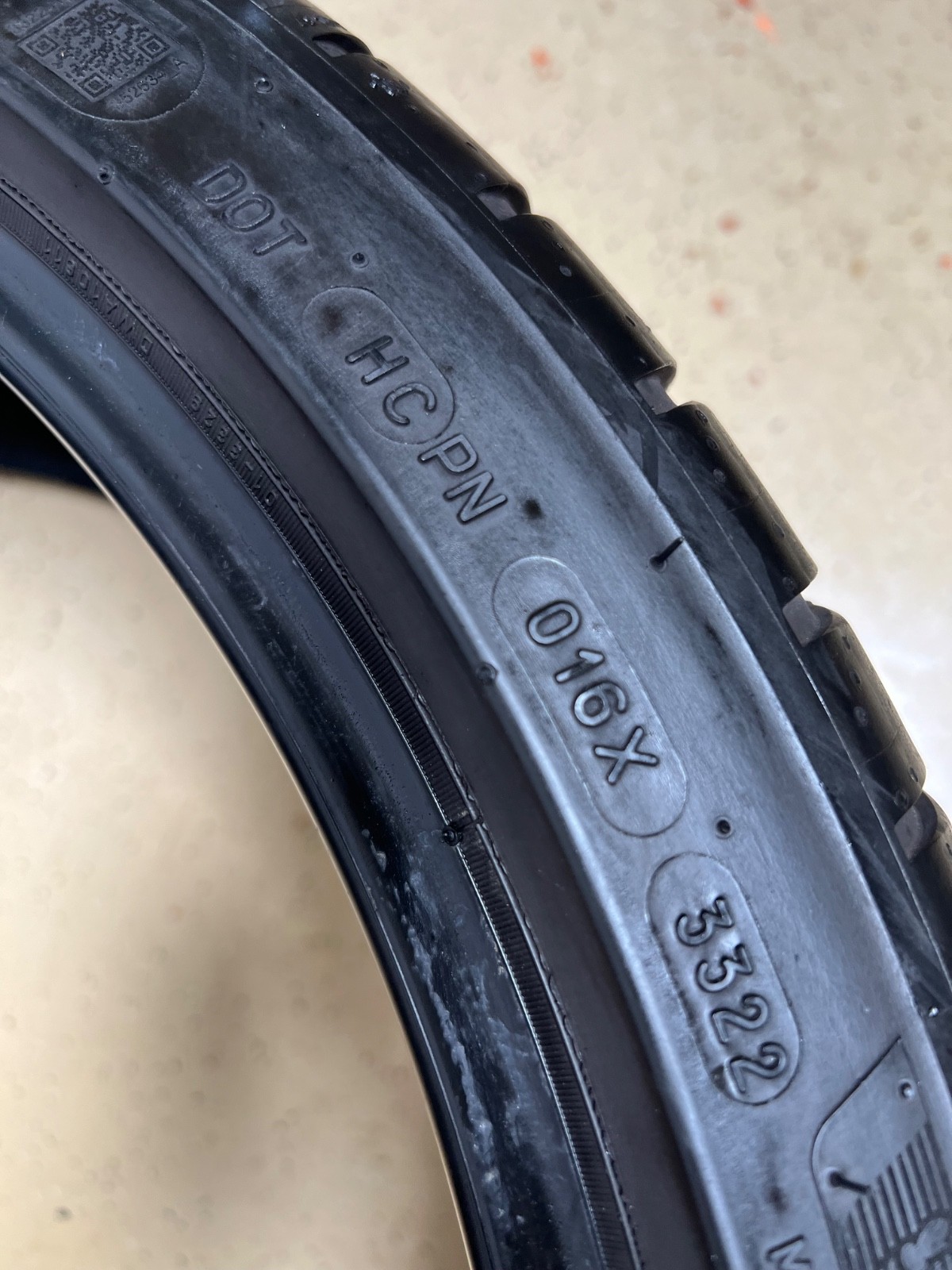 2 – NO REPAIRS 255/35R20 XL (97Y) Michelin Pilot Sport 4 (*) BMW OEM – 5136