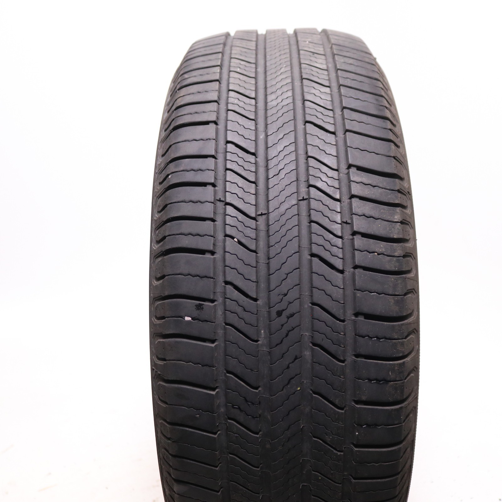 Set of 2 Used 245/60R18 Michelin Defender 2 – 105H – 9-10/32
