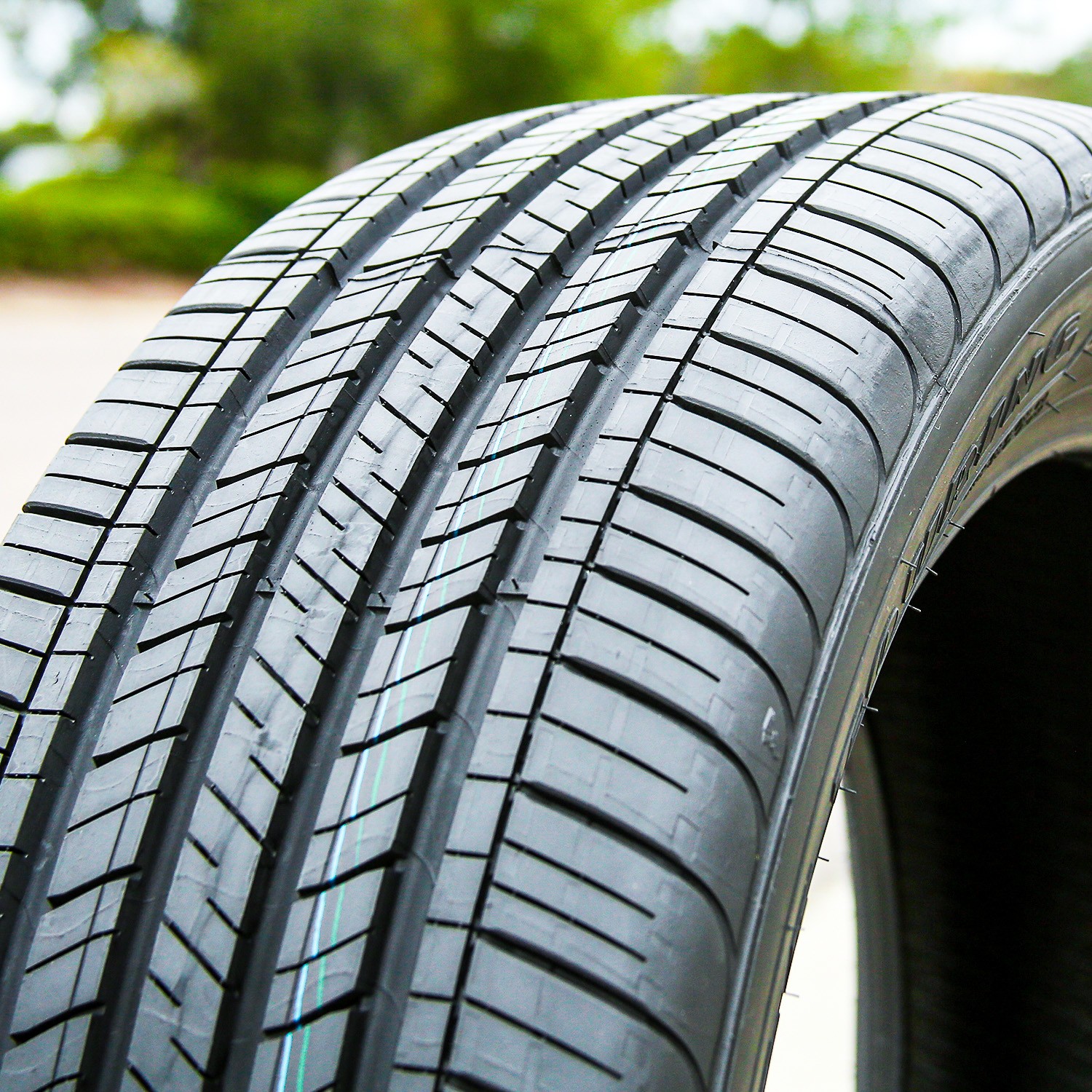 4 Tires Goodyear Eagle Touring 255/60R18 108H AS A/S All Season