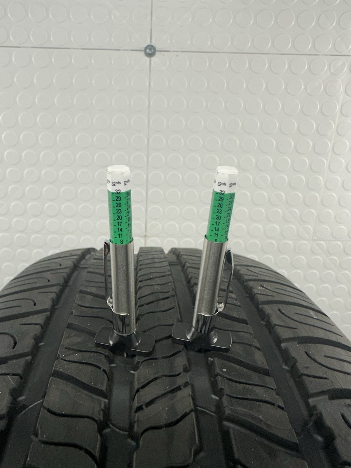One Likenew Tire Goodyear Assurance 235/65R/18 106H All Season #745