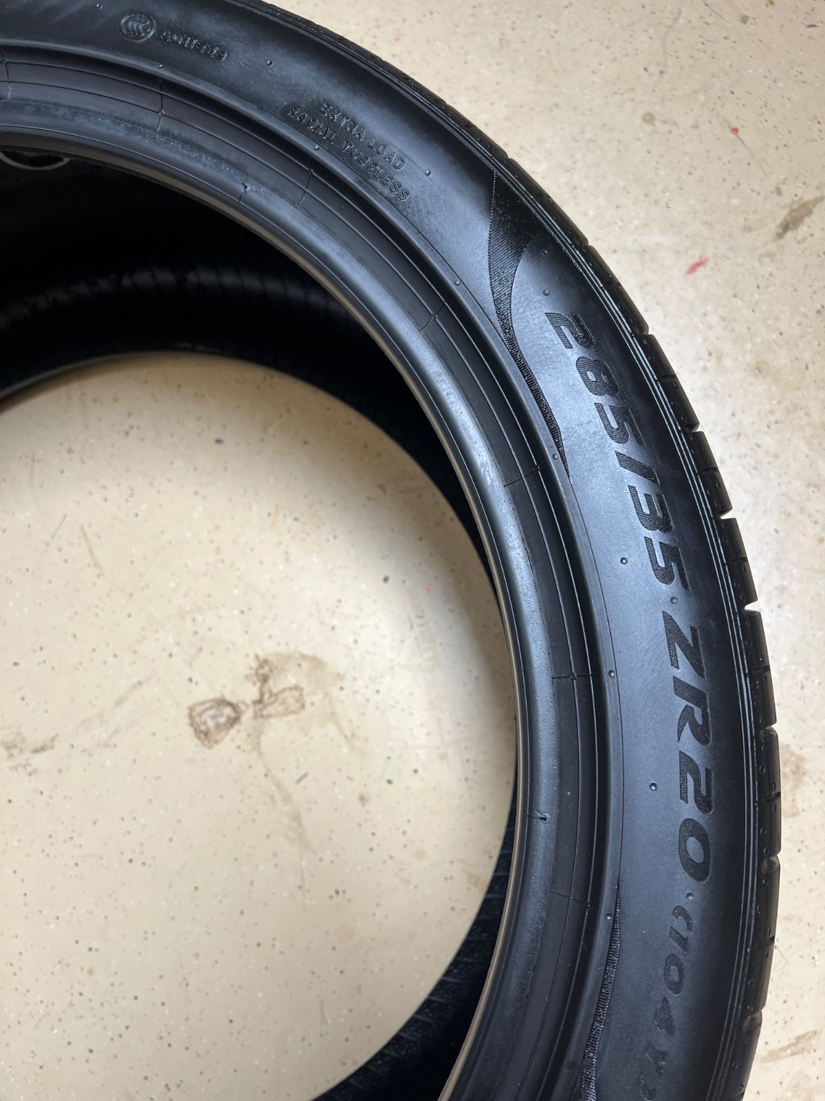 1 – TAKEOFF 285/35ZR20 XL (104Y) Pirelli P Zero PZ4 (F03) Ferrari OEM – 6071