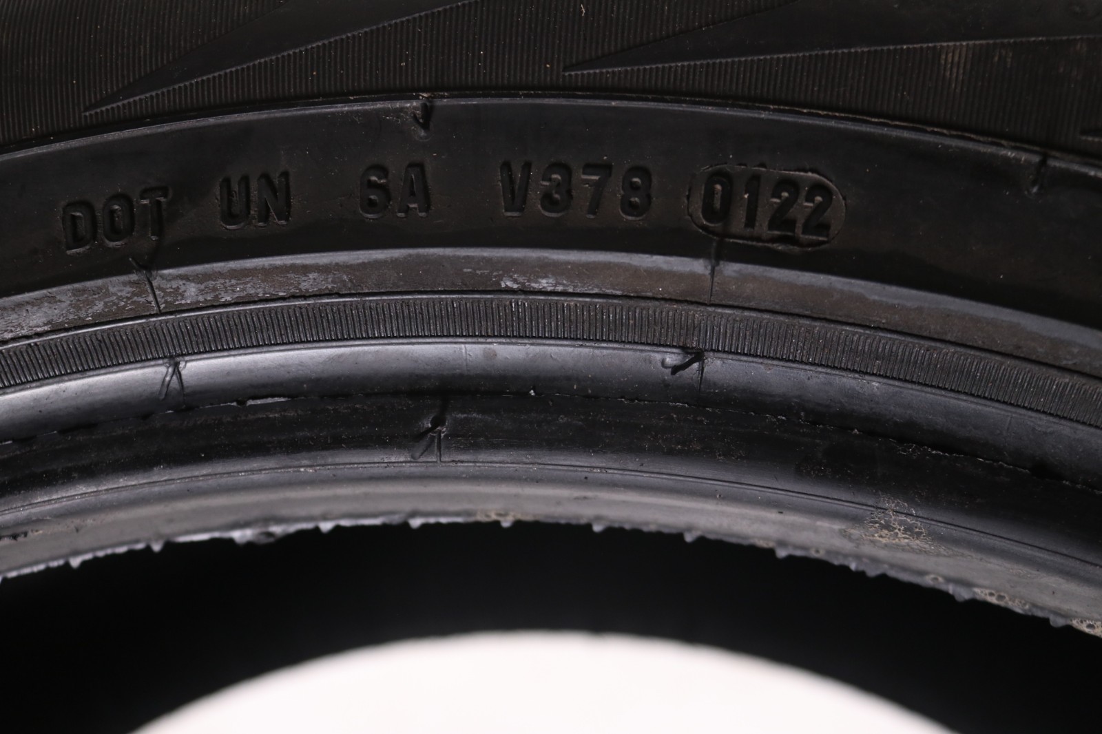 Set of 2 Used 255/45R20 Pirelli Scorpion Verde AO – 101H – 8.5-9.5/32