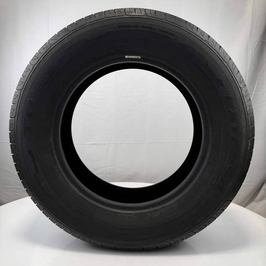 Used 235/65R17 Toyo Extensa A/S II 104H 9/32 (DOT 23)