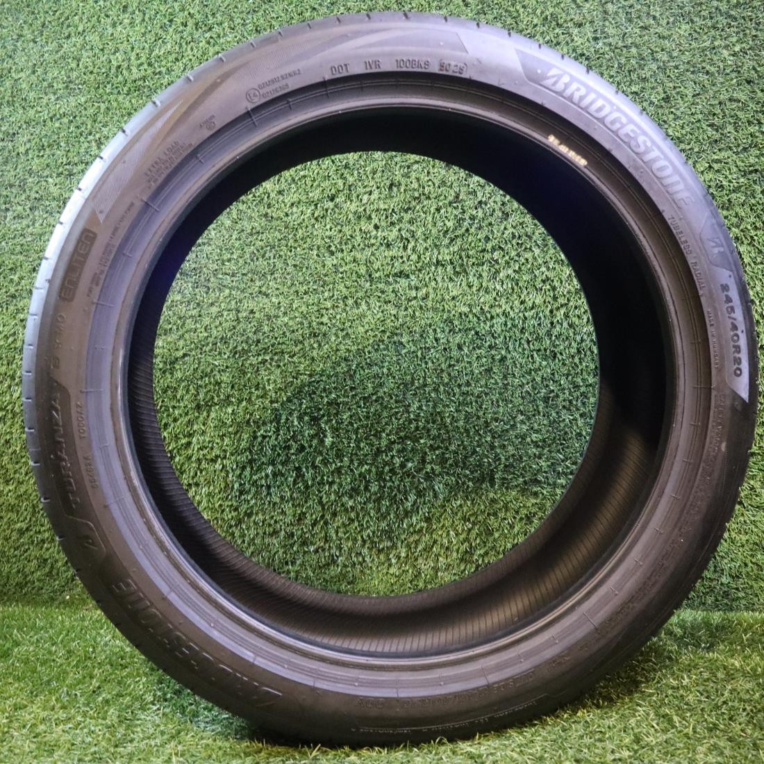 1 245 40 20 Bridgestone Turanza 6 with 90% Tread 8/32 99Y #27976
