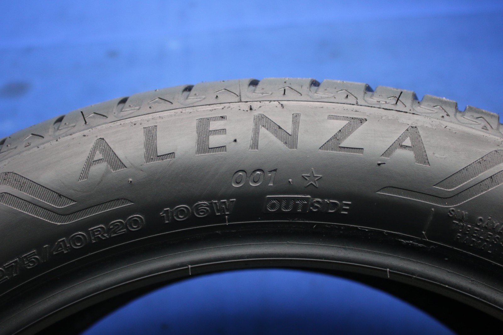 2 Used Bridgestone Alenza 001 ★ RFT RSC 275/40R20 275/40/20 2754020 106W