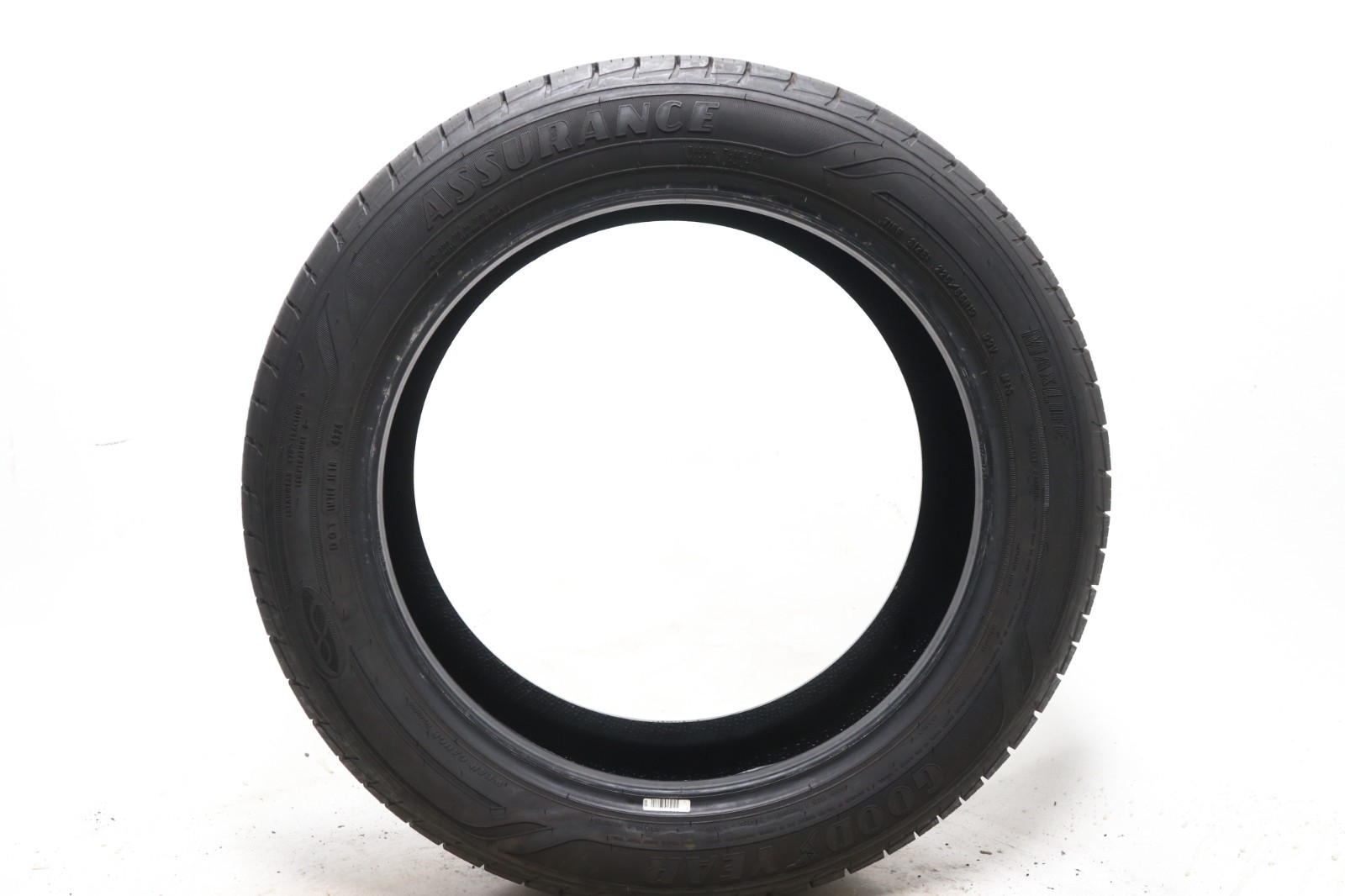 Set of 4 Used 225/55R19 Goodyear Assurance MaxLife – 99V – 11-12/32 No Repairs