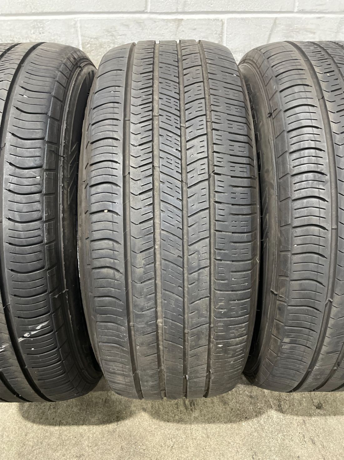 4x P255/60R18 Goodyear Eagle Enforcer 6/32 108 V Used Tires 2556018