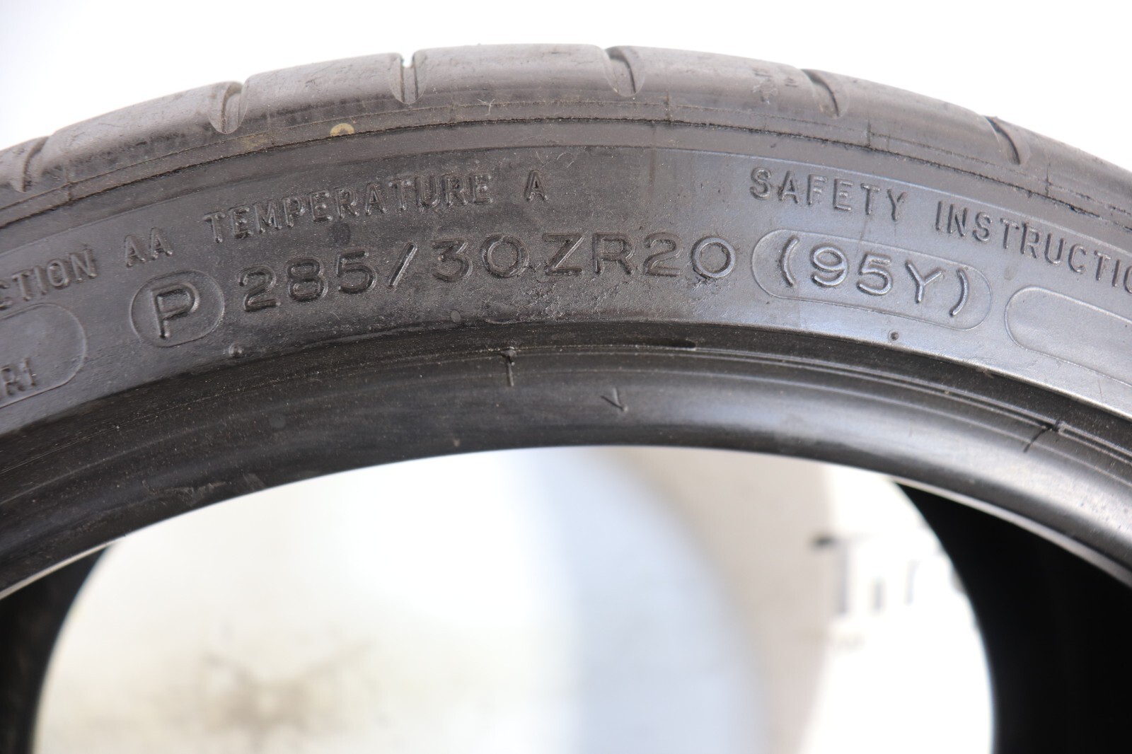 Used 285/30ZR20 Michelin Pilot Super Sport ZP 95Y Tpc Spec1432 – 5.5/32