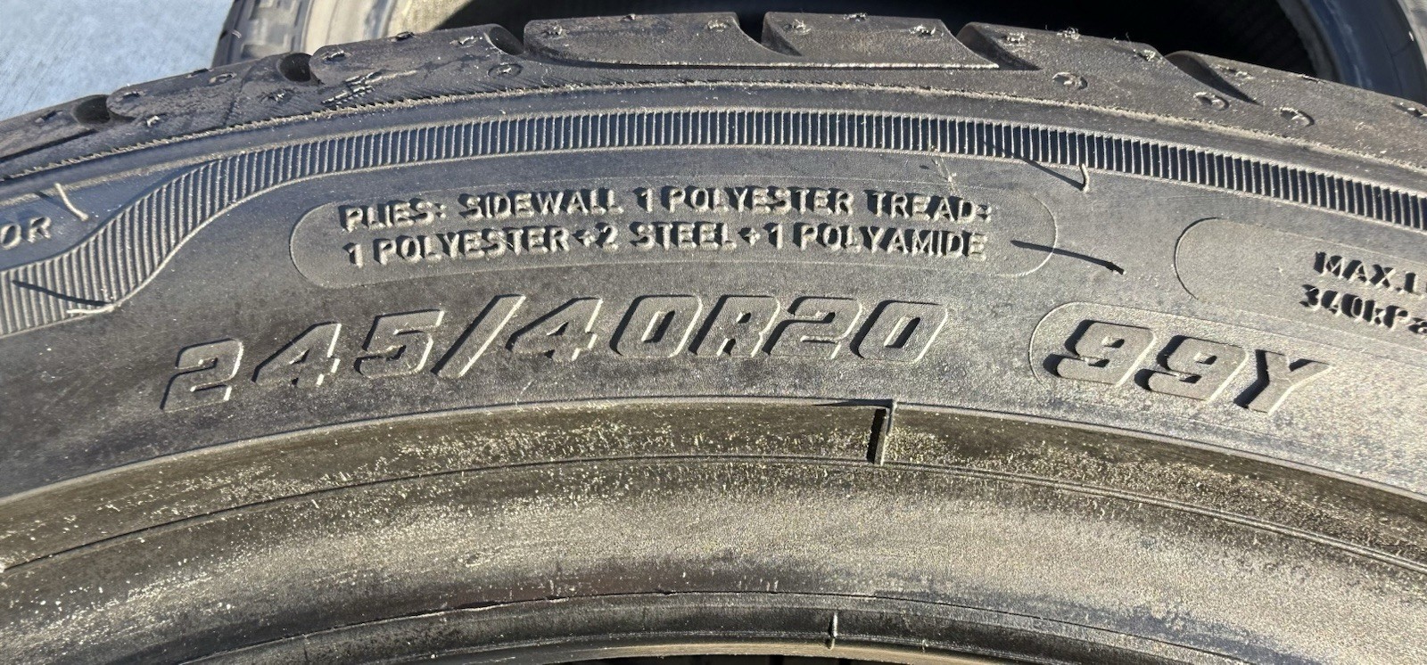 ONE NEW 245/40R20 99Y Goodyear Eagle F1 Asymmetric 2 MOE RunOnFlat ROF Run Flat
