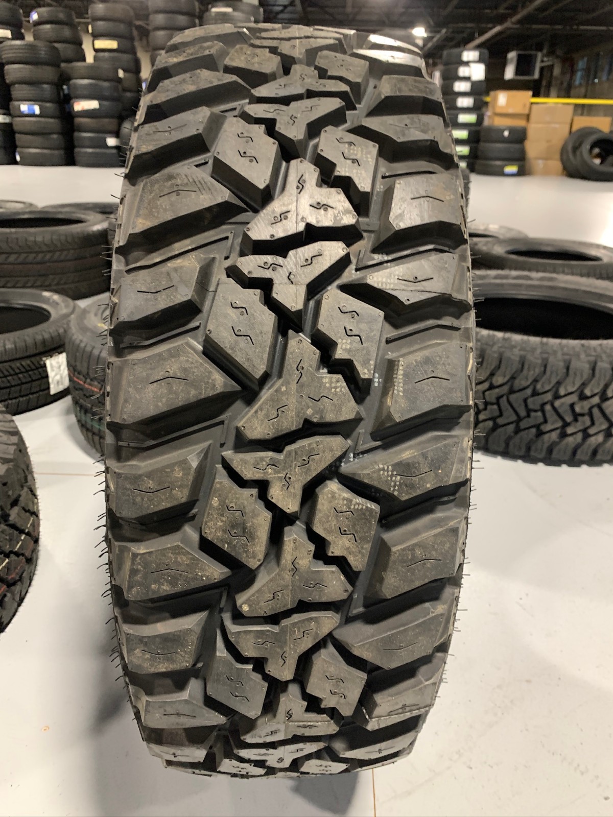 1 New LT 31 10.50 15 LRC 6 Ply Kelly Safari MT Mud Tire