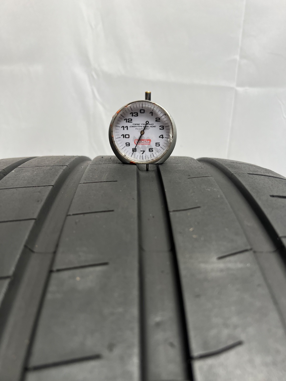 1 – TAKEOFF 325/30ZR23 XL (107Y) Pirelli P Zero PZ5 (L1 ELECT) – 6111 NO REPAIRS