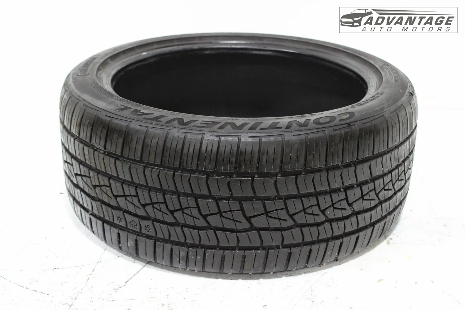 2015-2016 MERCEDES E350 W212 WHEEL TIRE CONTINENTAL 245/40ZR18 97Y 9/32 NDS OEM