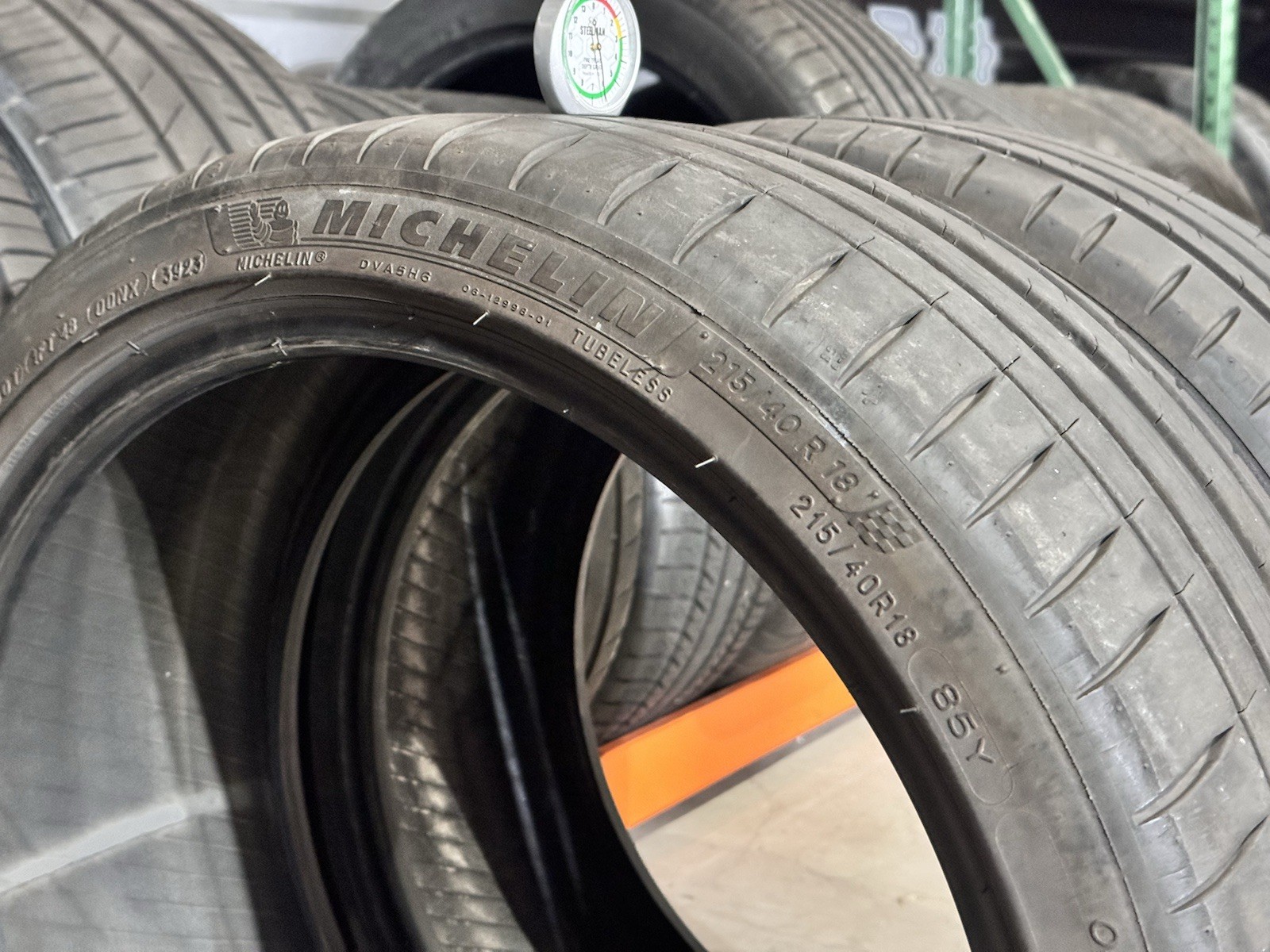 2 Used P215/40R18 Michelin Pilot Sport 4 85 Y – 6.5/32 (2x)