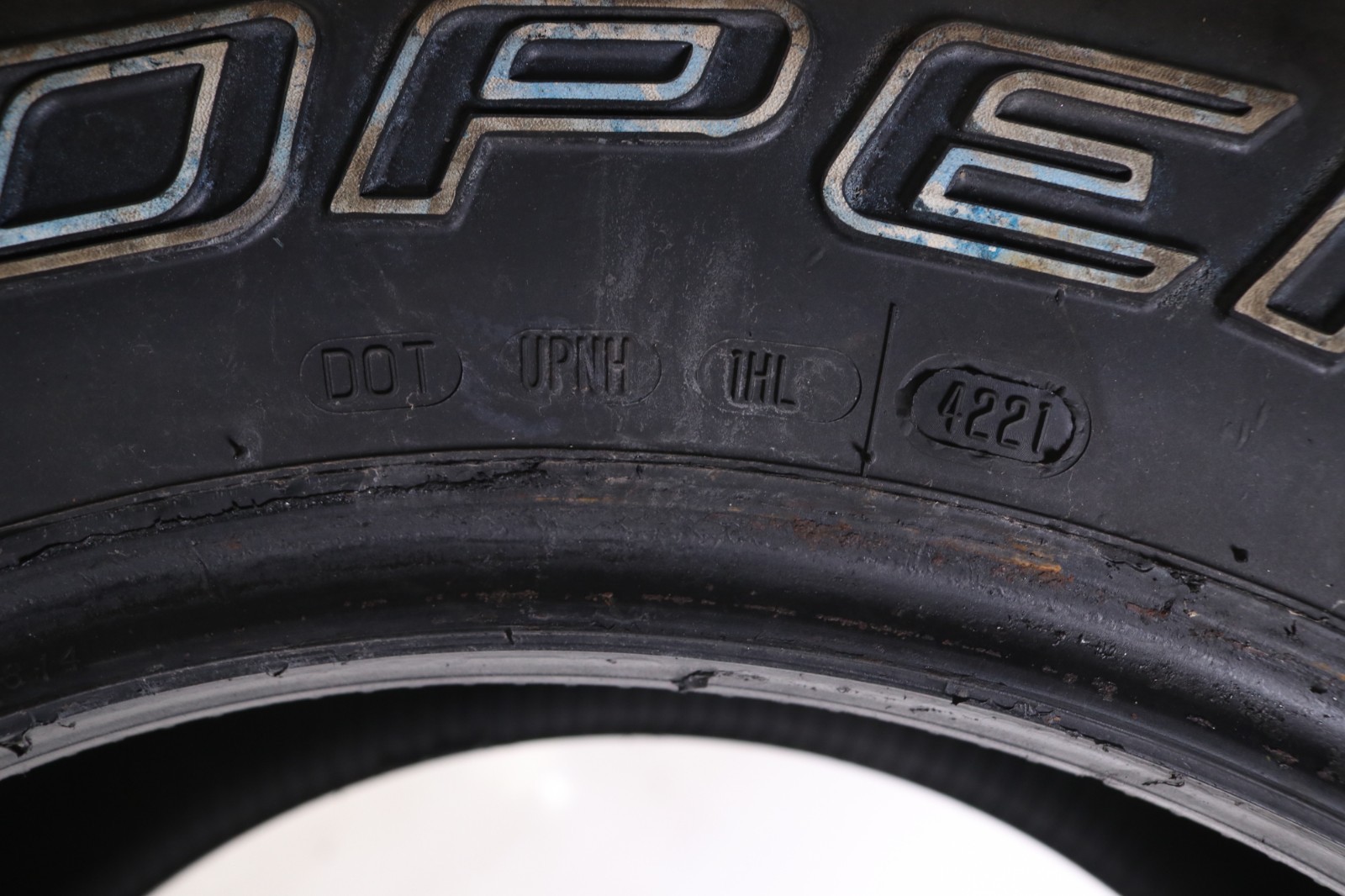 Take Off 245/70R17 Cooper Adventurer H/T – 110T – 12/32 No Repairs