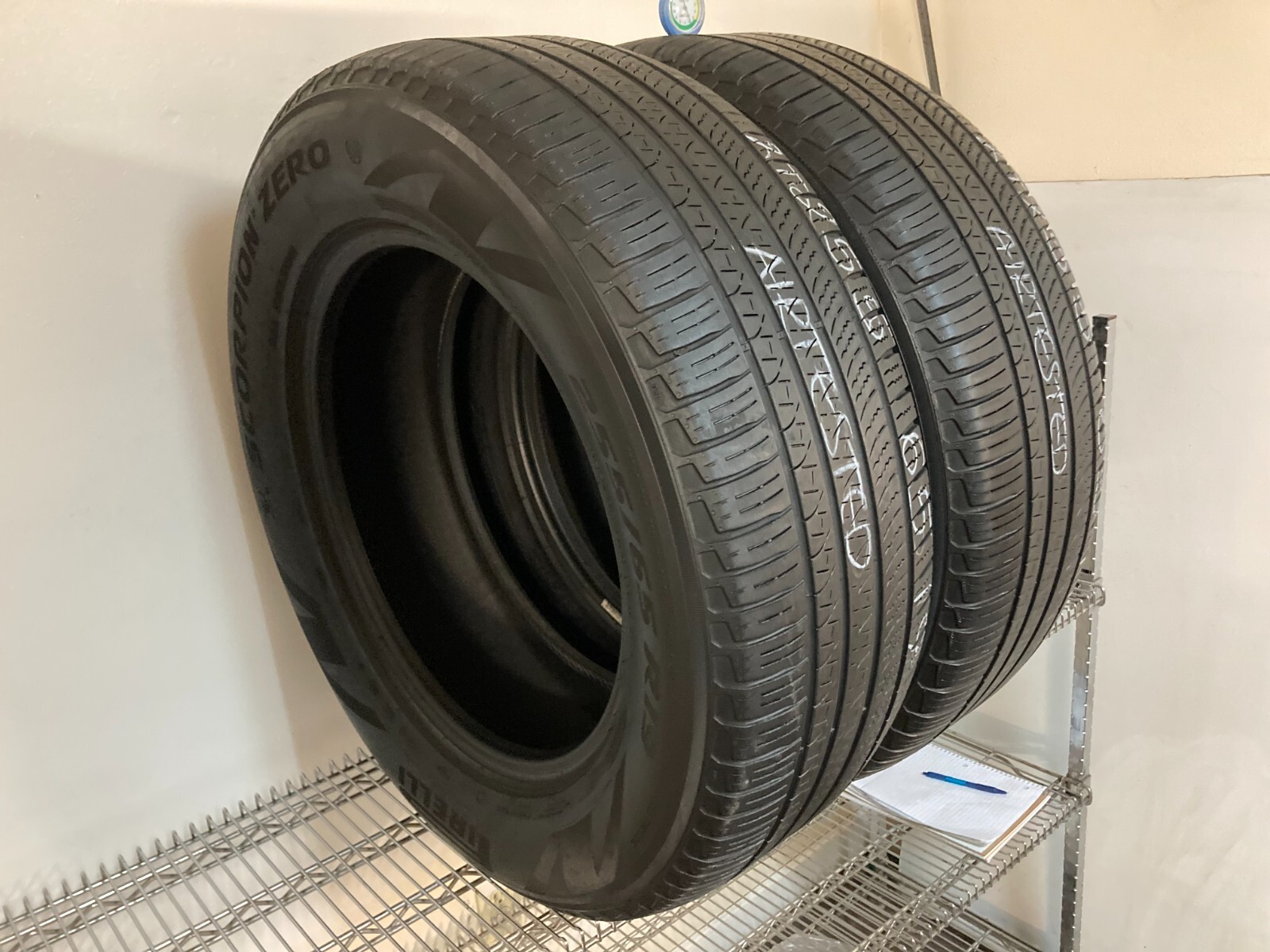 2 Tires 255 65 19 Pirelli Scorpion Zero LR A/S (5.50-6.00/32=61-66% Tread)