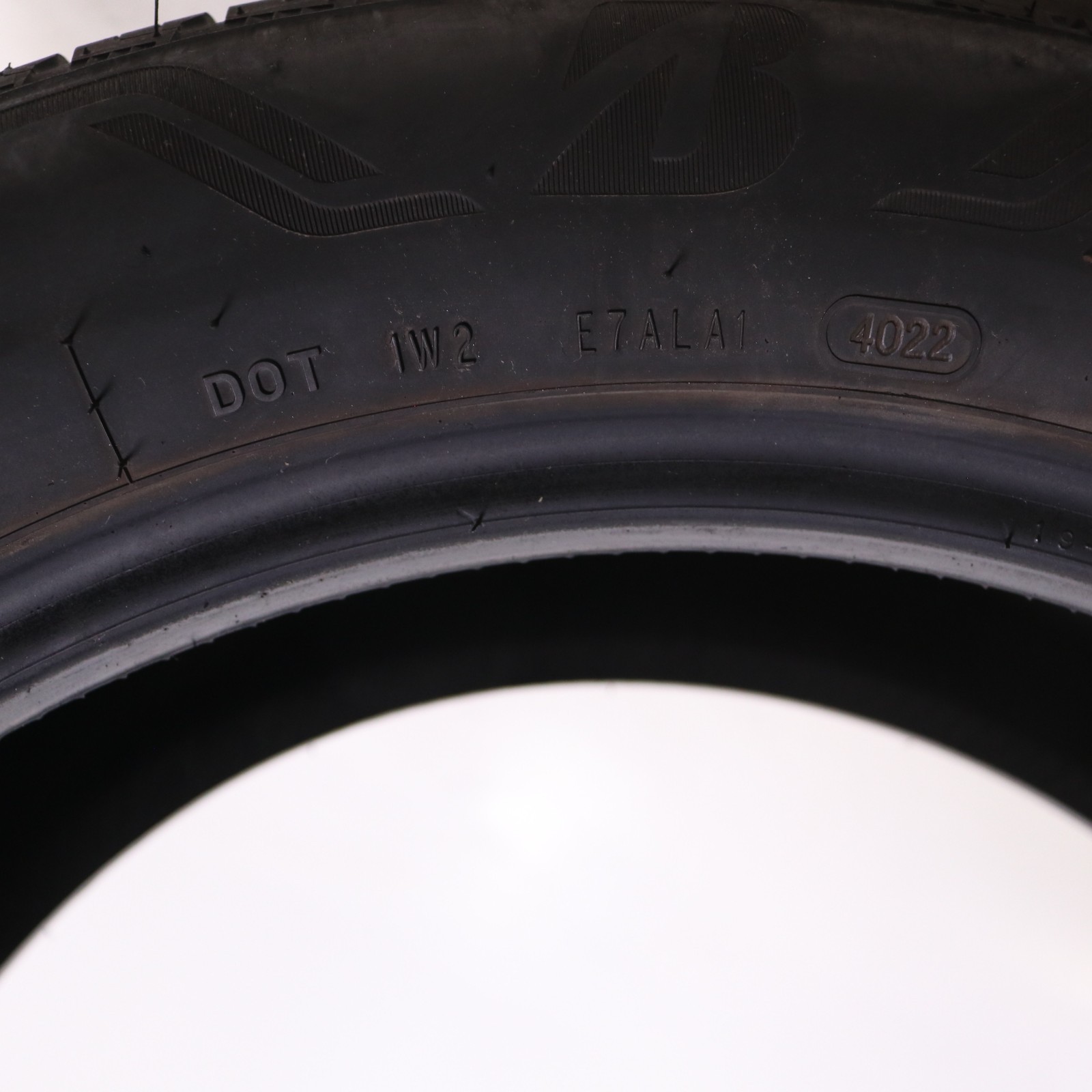 Set of 2 Used 235/55R19 Bridgestone Alenza Sport A/S Enliten – 101V – 6.5-7/32