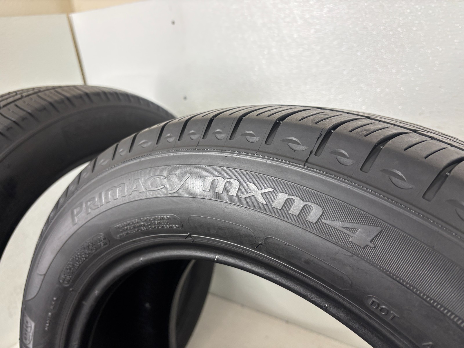 NO SHIPPING ONLY LOCAL PICK UP Set 4 Tires 225 60 18 Michelin Primacy MXM4