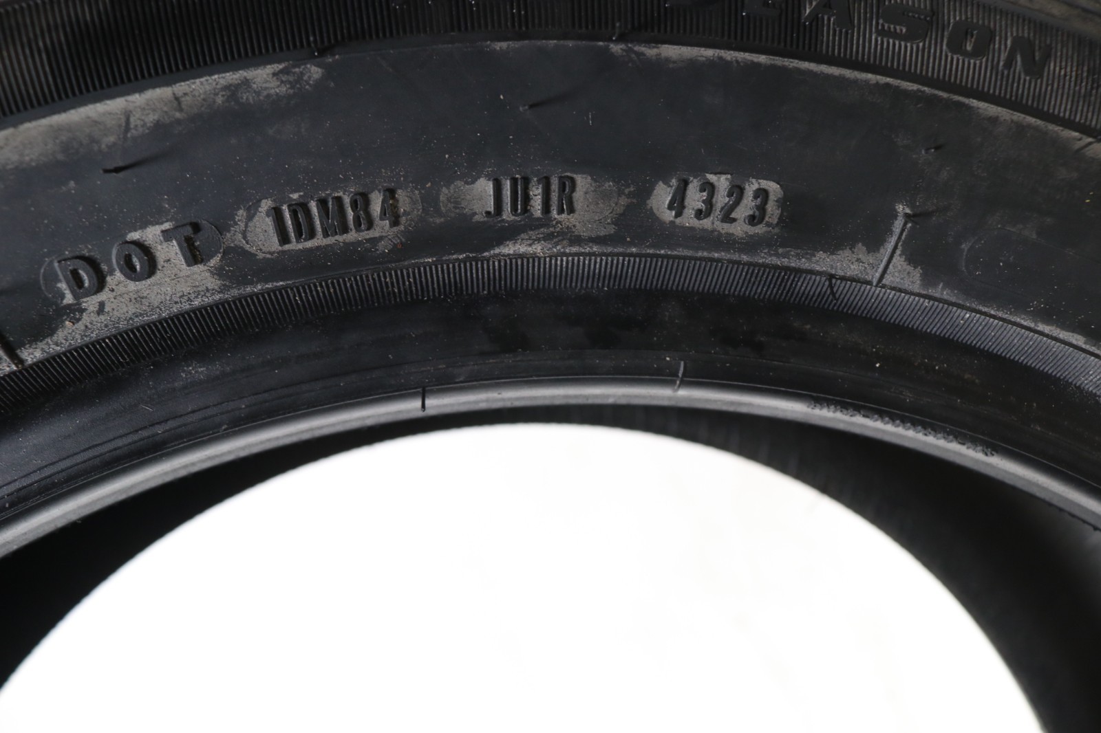 Take Off 235/50R19 Goodyear Eagle Sport AO – 99H – 10.5/32 No Repairs