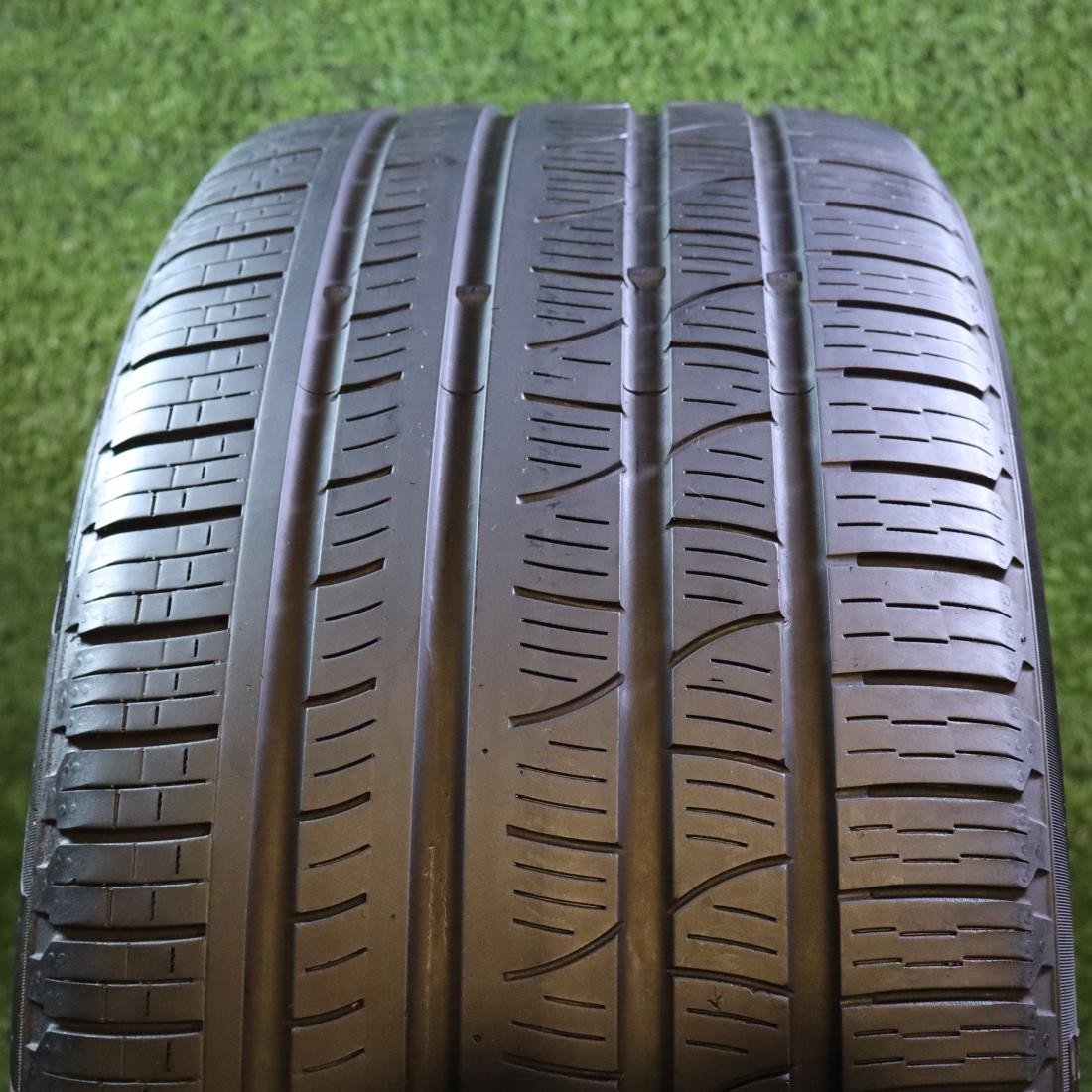 1 295 35 21 Pirelli Scorpion Verde A/S with 70% Tread 6/32 103V #27841