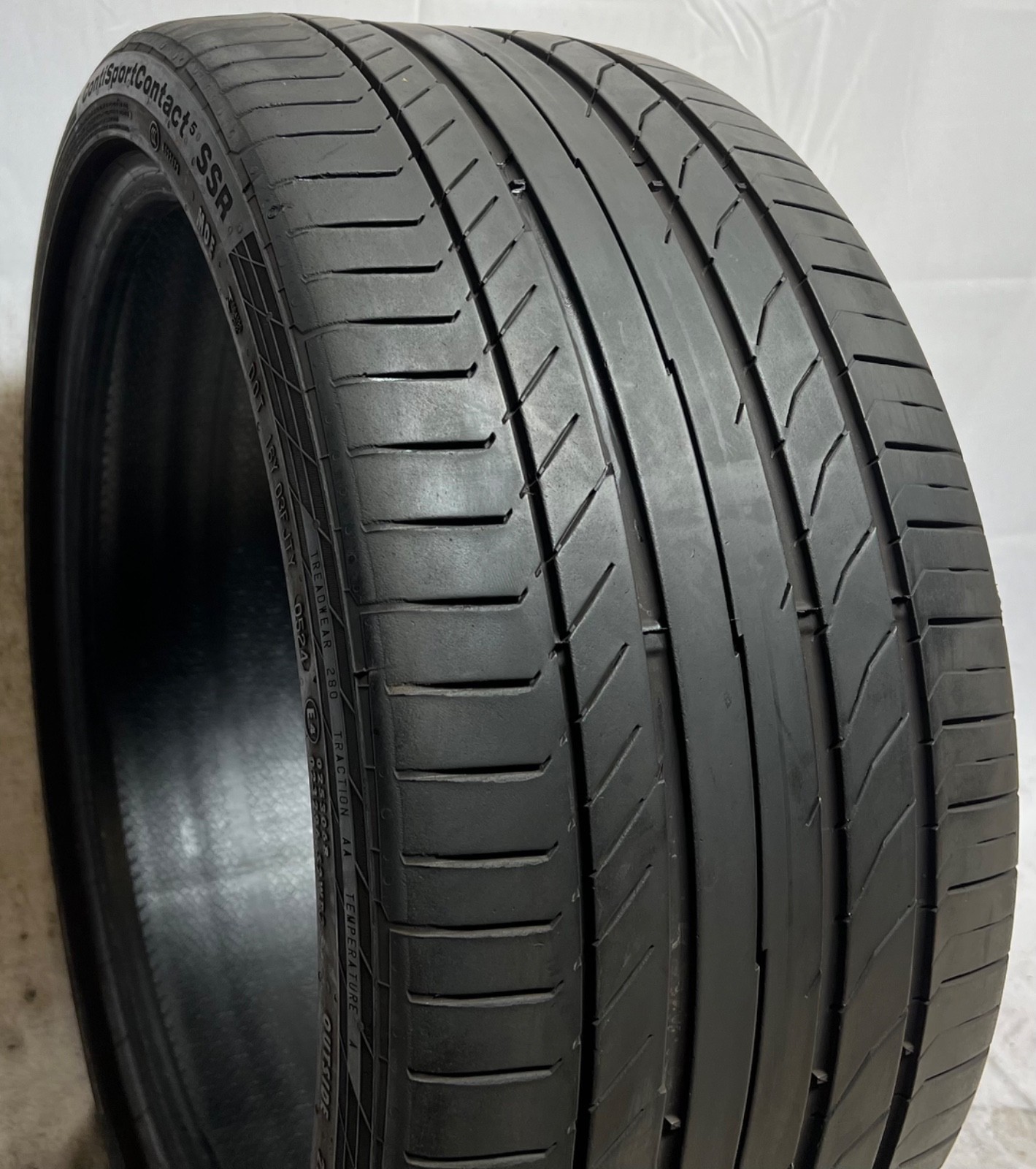 1 – NO REPAIRS 255/35R19 XL (92Y) Continental ContiSportContact 5 SSR (MOE) 7126