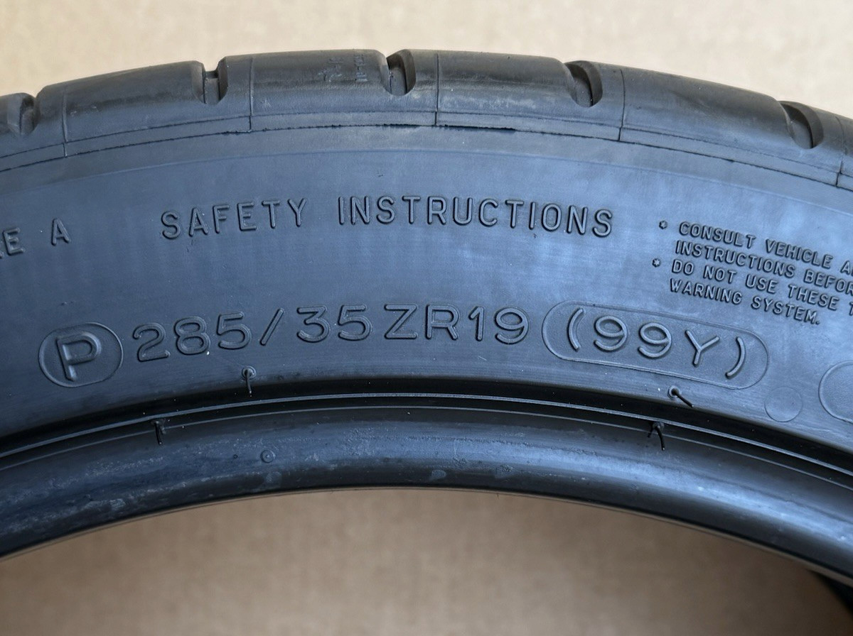 285/35ZR19 99Y Michelin Pilot Super Sport ZP 8/32 DOT 0218 2853519