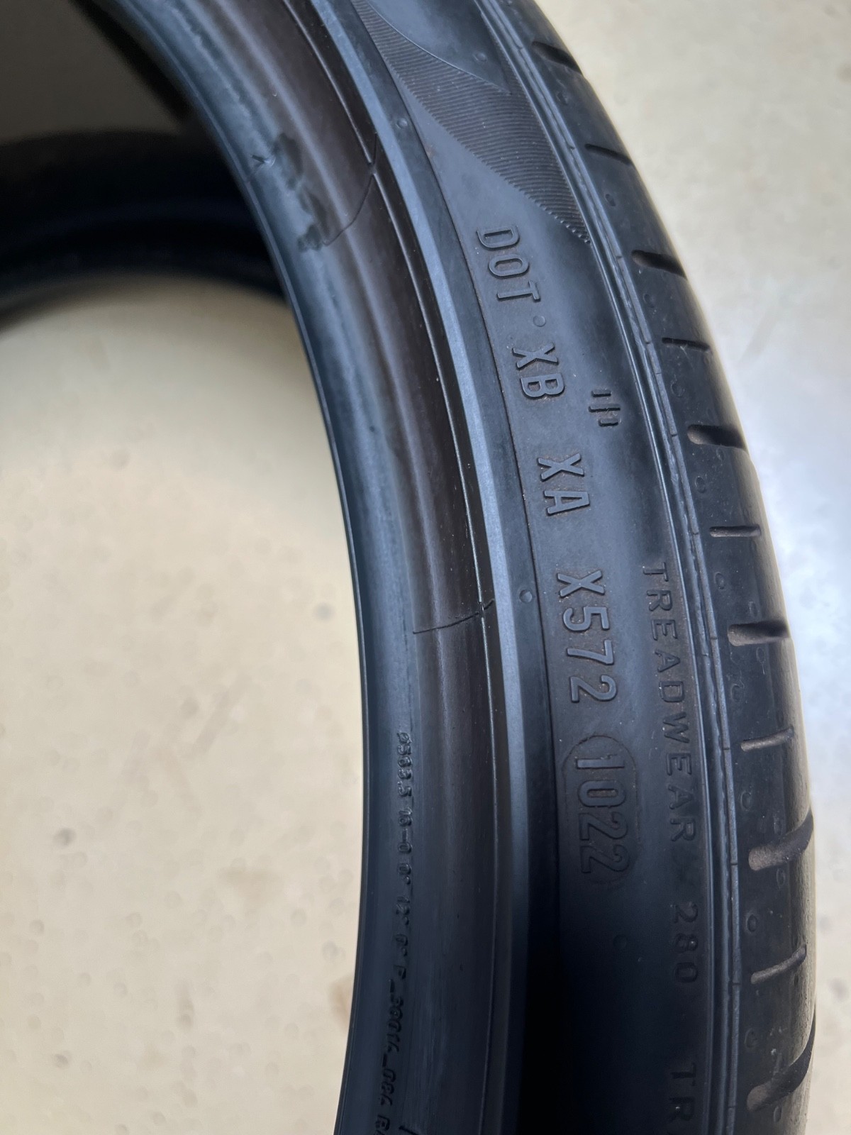 1 – NICE 285/30ZR22 XL (102Y) Pirelli P Zero PZ4 PNCS (AO) Audi OEM – 7044