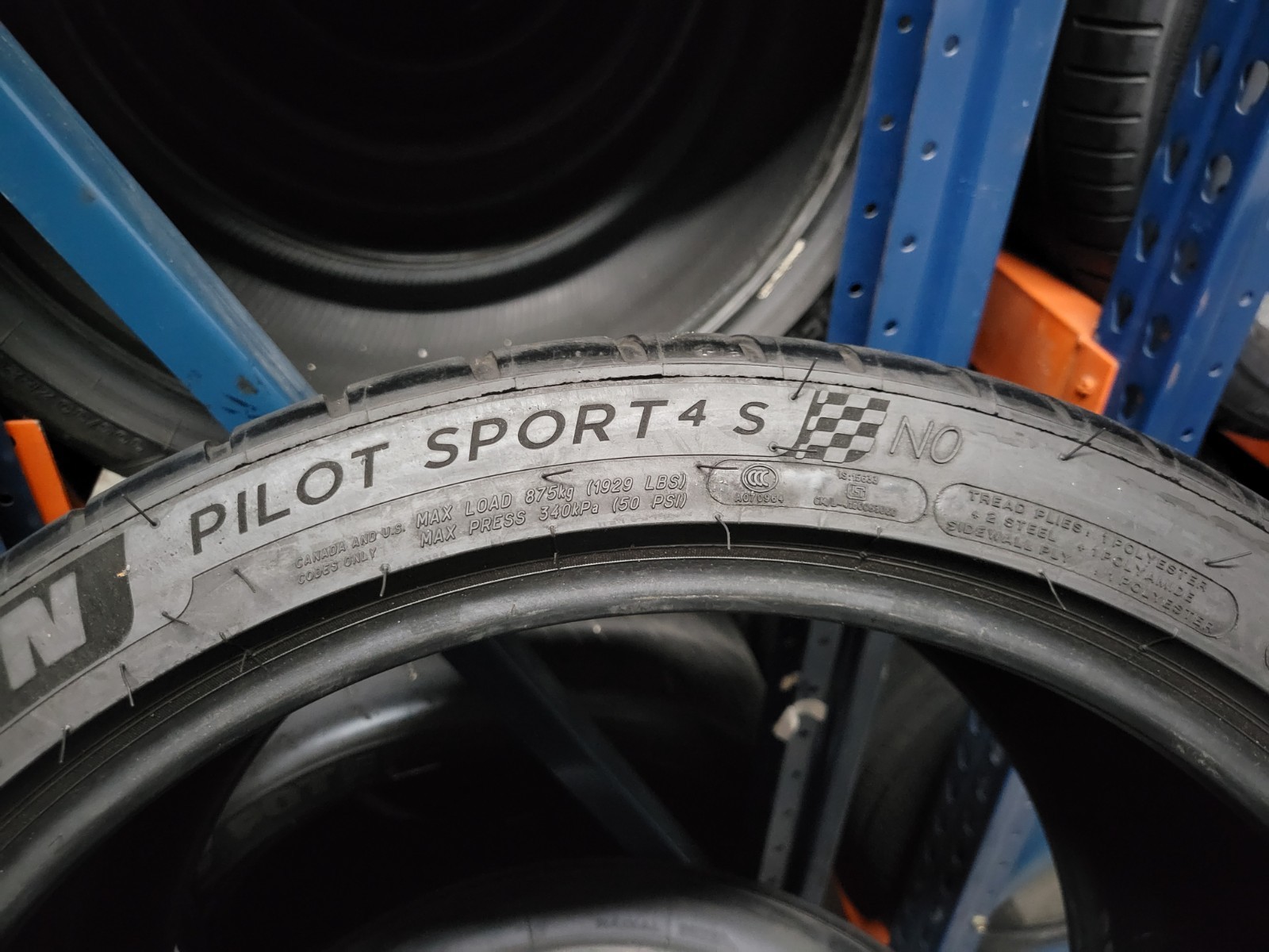 1 SUPER NICE 305/30/20 MICHELIN PILOT SPORT 4 S N0 305/30ZR20 102Y 8/32 3053020