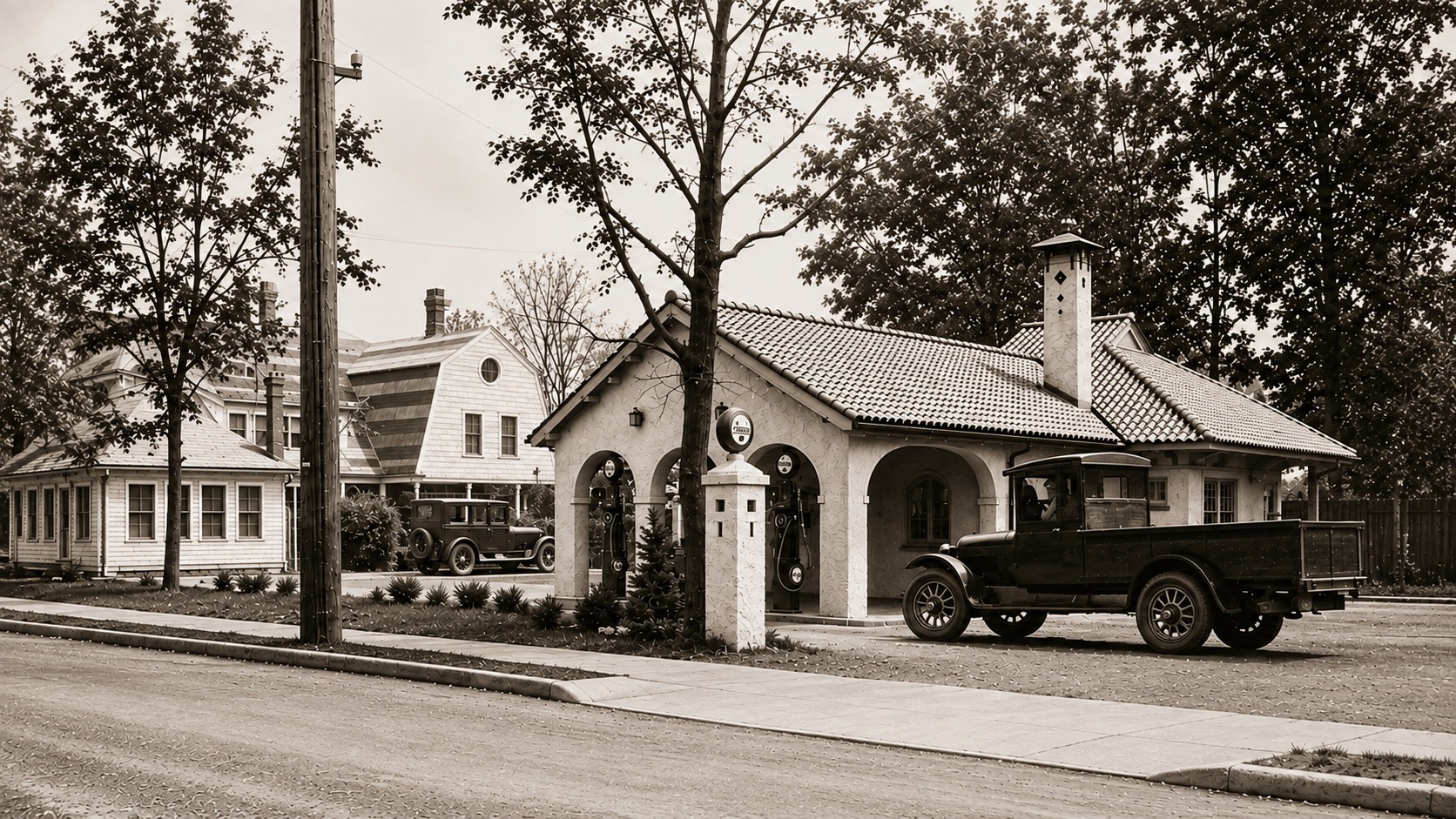 209 South Maple Ave in the shop's early years